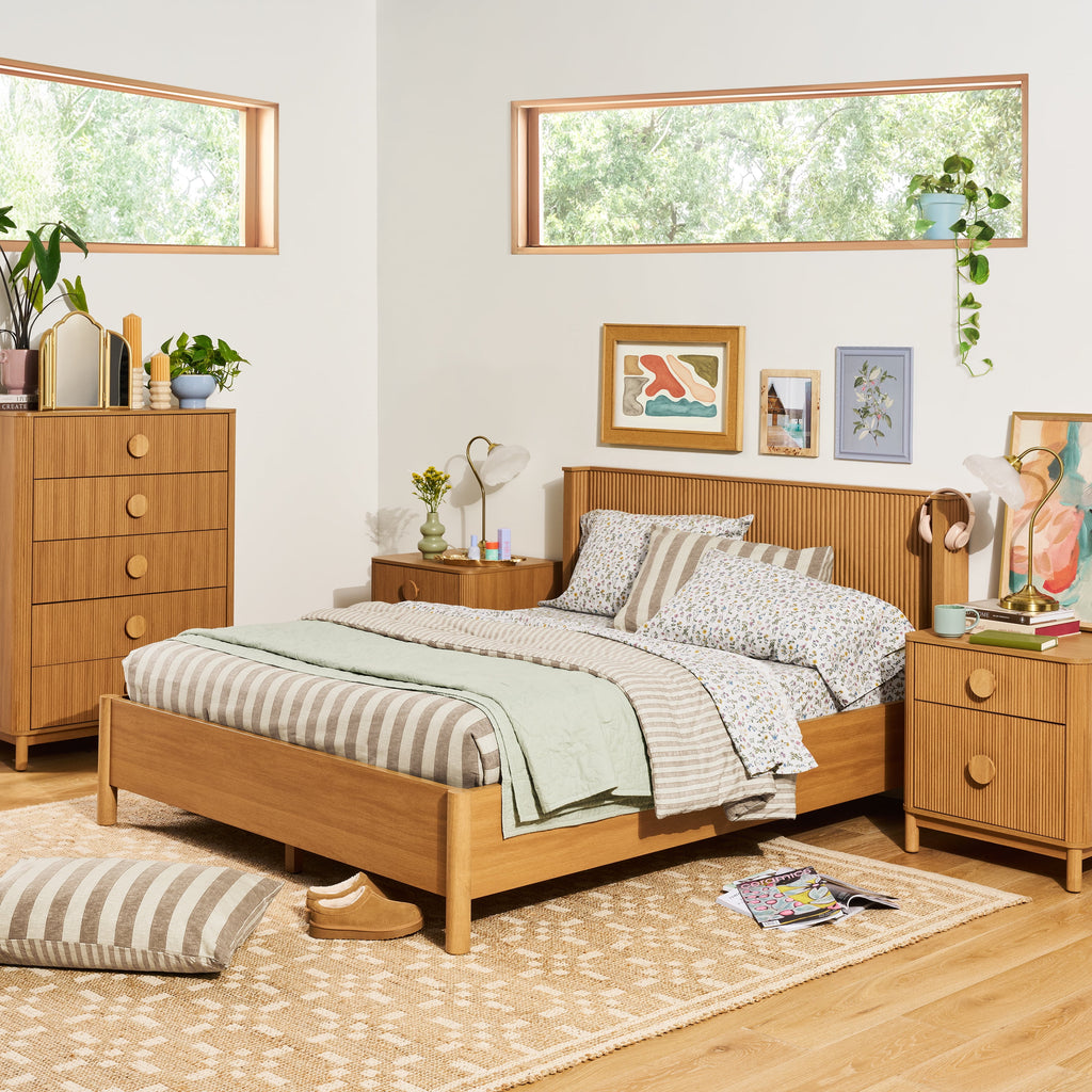 Beautiful Botanical 4-Piece 100% Cotton Washed Percale White Sheet Set, Queen by Drew Barrymore