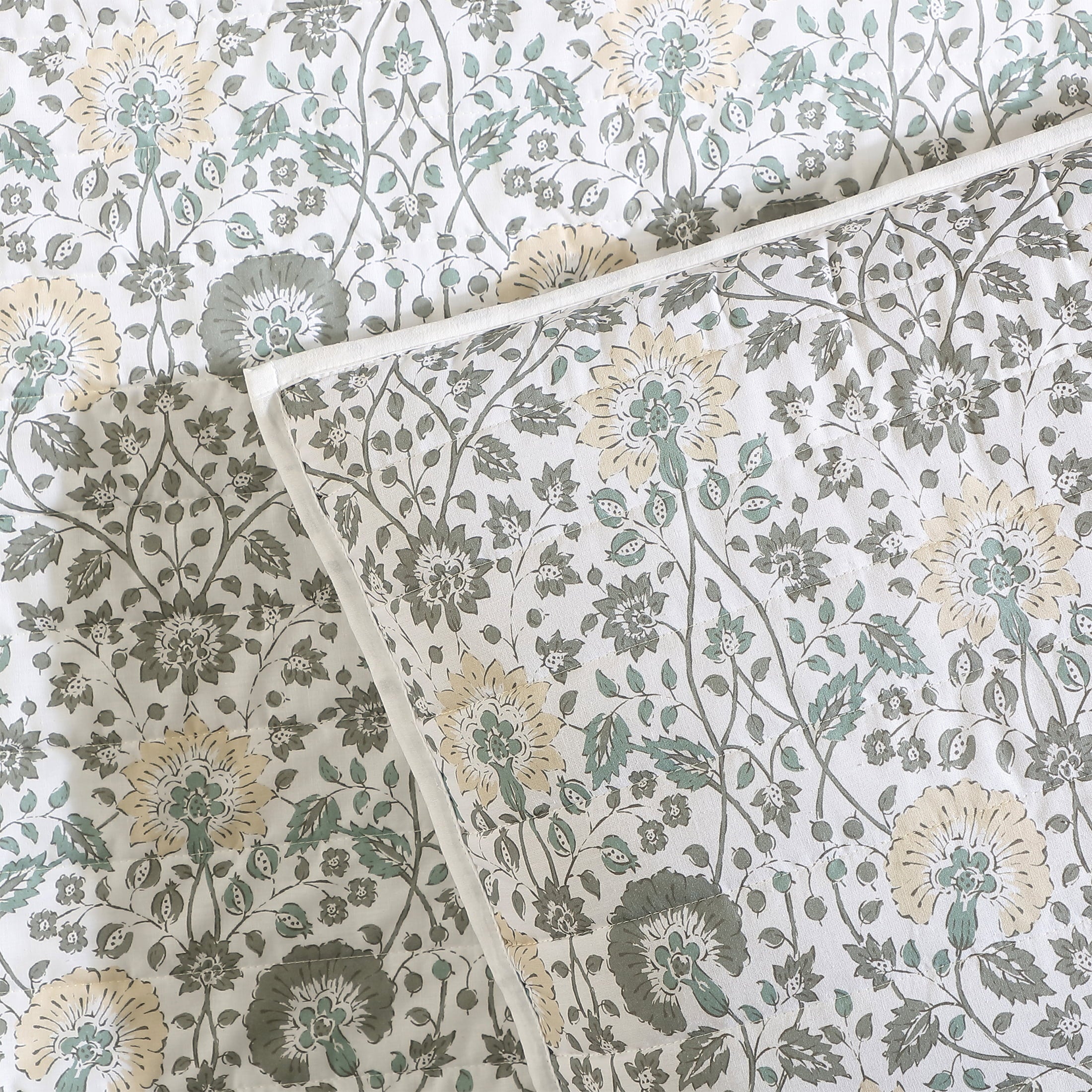 My Texas House Full/Queen Quilt Set, All-Season, 3-Piece, Sage Capri Jacobean Floral